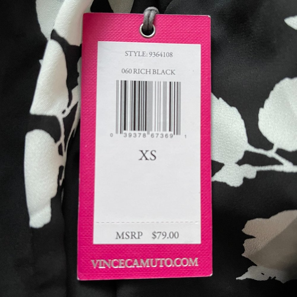 Camuto Floral Blouse - New with Tags - Picture 4 of 6